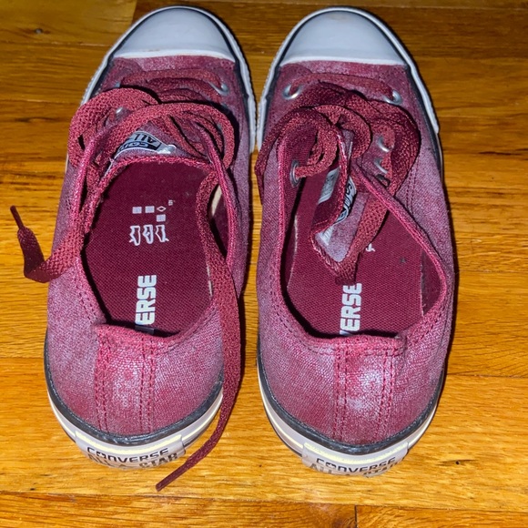 Converses - Picture 3 of 3